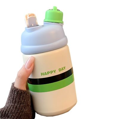 Botella portátil de agua de acero inoxidable de 500 ml de capacidad Taza de café aislada con paja