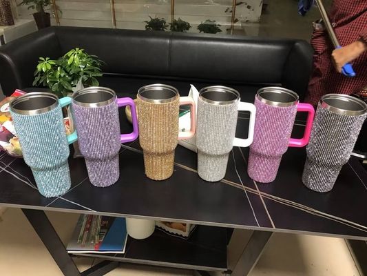 Taza de color frío reutilizable personalizable de 300 ml/400 ml de doble pared con tapa de diamante
