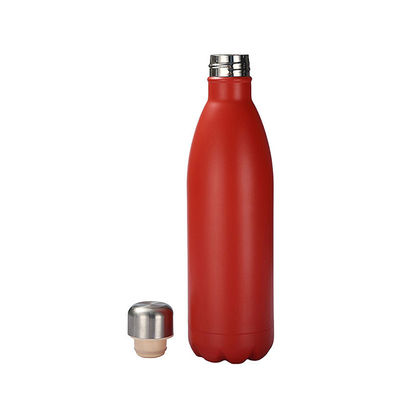 Función Botella de agua reciclable con tapa de 1 litro de acero inoxidable aislada para el deporte