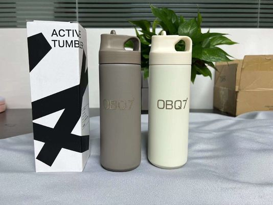 304 de acero inoxidable dentro de la botella de agua de vacío con diseño de dibujos animados y mango