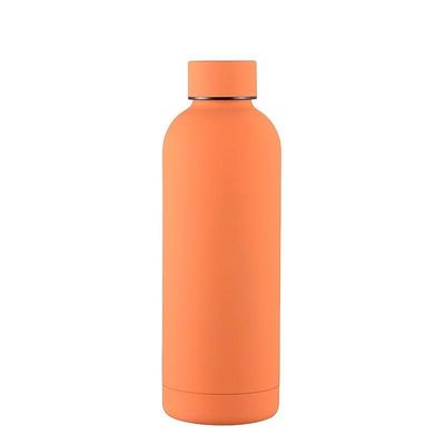 Botella de agua de pintura de caucho de acero inoxidable 304 500 ml con tapa de calidad alimentaria PP