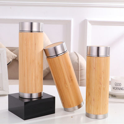 Ventajas saludables Botellas de acero aisladas al vacío sin BPA con tapa de bambú