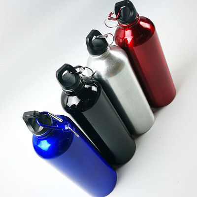 Producción de botellas de vacío de acero inoxidable de aluminio botella clásica con clip de carabinero