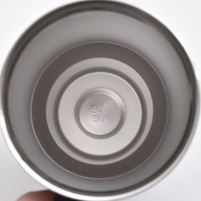 Logotipo personalizado 40 Oz de doble pared de acero inoxidable Tumblers de viaje mango para un viaje fácil