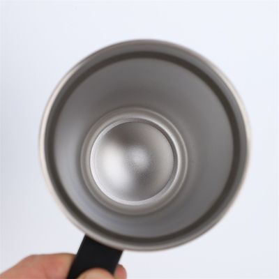 Bebida de acero inoxidable de doble pared 30 oz de vacío aislada con mango