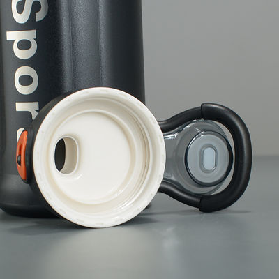 850 ml de diseño deportivo de vacío aislado de acero inoxidable taza térmica con mango y paja