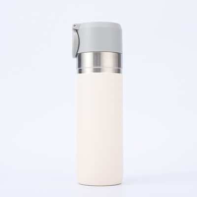 Botella deportiva de metal 500 ml Flasca de vacío de acero inoxidable para viajes aislados de doble pared
